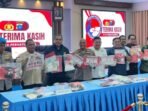 Polda Kaltim Gelar Press Release pengungkapan kasus narkotika di Kalimantan Timur, di Gedung Mahakam Polda Kaltim, pada Kamis (26/2/2026). Foto: BorneoFlash/Niken Sulastri