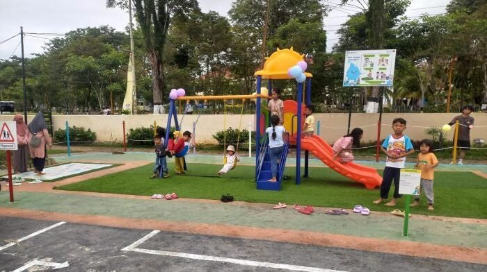 Taman Ruang Bermain Ramah Anak Ceria di kawasan Taman Tiga Generasi, Balikpapan Selatan. Foto: BorneoFlash/Niken Sulastri