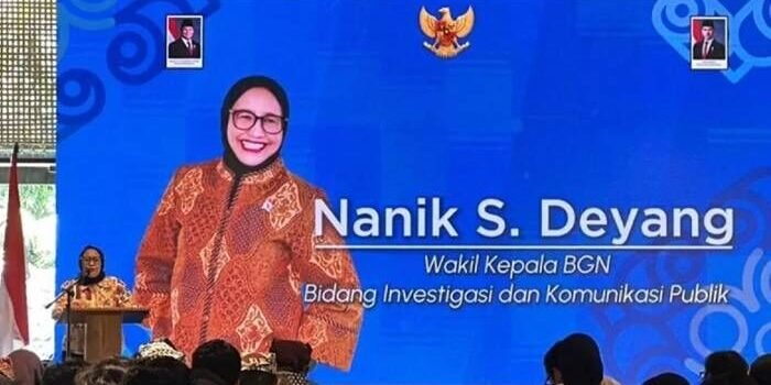 Arsip foto - Wakil Kepala BGN bidang Komunikasi Publik dan Investigasi Nanik Sudaryati Deyang saat memberi pengarahan kepada para kepala SPPG se-Kabupaten Banyuwangi, Jawa Timur, Sabtu (24/1/2026). FOTO : ANTARA/HO-BGN/am.Arsip foto - Wakil Kepala BGN bidang Komunikasi Publik dan Investigasi Nanik Sudaryati Deyang saat memberi pengarahan kepada para kepala SPPG se-Kabupaten Banyuwangi, Jawa Timur, Sabtu (24/1/2026). FOTO : ANTARA/HO-BGN/am. Arsip foto - Wakil Kepala BGN bidang Komunikasi Publik dan Investigasi Nanik Sudaryati Deyang saat memberi pengarahan kepada para kepala SPPG se-Kabupaten Banyuwangi, Jawa Timur, Sabtu (24/1/2026). FOTO : ANTARA/HO-BGN/am.