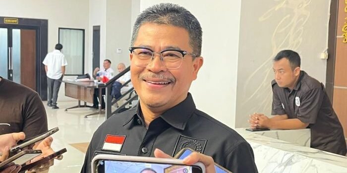 Anggota DPRD Kaltim, M Darlis Pattalongi. Foto: BorneoFlash/Nur Ainunnisa