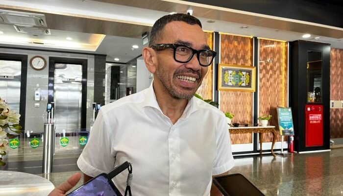 Anggota Komite Eksekutif PSSI, Arya Sinulingga. Foto: BorneoFlash/Nur Ainunnisa