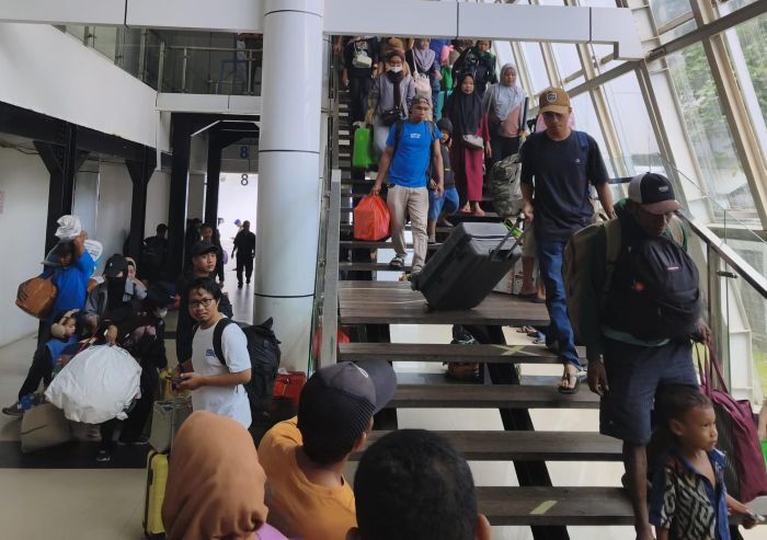 Sehari Dua Kapal, Pelabuhan Semayang Terjadi Ledakan Penumpang Pasca Lebaran