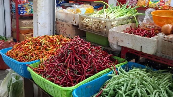 Cabai Rawit salah satu komoditas yang mengalami kenaikan harga. Foto: BorneoFlash/Niken Sulastri