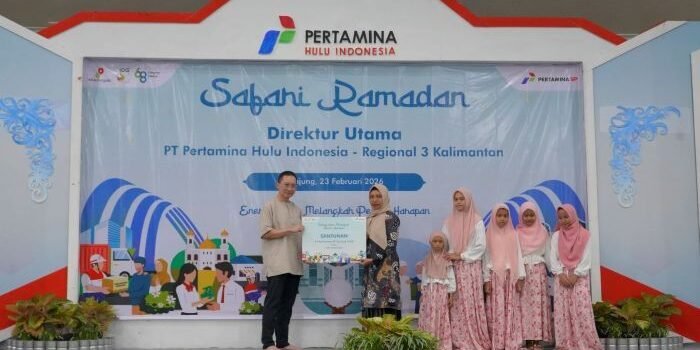 Direktur Utama PHI Sunaryanto beserta jajaran manajemen melakukan Safari Ramadan dan Management Walktrough (MWT) ke wilayah kerja di Kalimantan pada akhir Februari lalu. Foto: HO/PHI