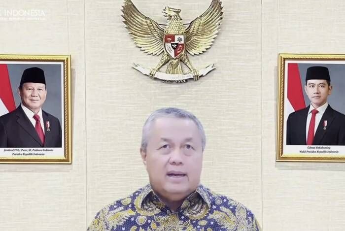 Gubernur Bank Indonesia (BI) Perry Warjiyo dalam konferensi pers hasil Rapat Dewan Gubernur (RDG) BI secara daring di Jakarta, Selasa (17/3/2026). FOTO : ANTARA/ Muhammad Baqir Idrus Alatas