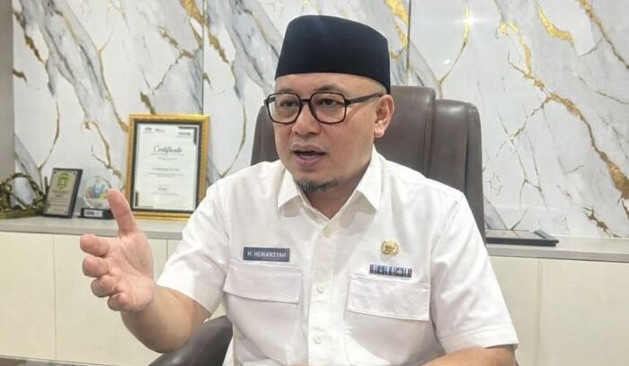 Kepala Dinas Pendidikan dan Kebudayaan (Disdikbud) Kukar, Heriansyah. Foto: BorneoFlash/Ernita Sriana