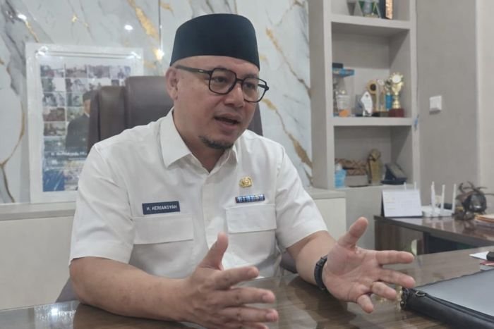 Kepala Disdikbud Kukar, Heriansyah. Foto: BorneoFlash/Ernita Sriana