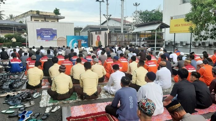 Lebih dari 3.700 pekerja PHI beserta anak perusahaan dan afiliasinya tetap siaga di berbagai fasilitas operasi di wilayah Kalimantan, baik di darat (onshore) maupun lepas pantai (offshore). Foto: HO/PHI