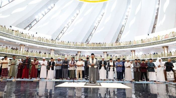 Masjid Negara IKN menyelenggarakan Salat Idulfitri 1447 H pertama kali, pada Sabtu (21/03/2026). Foto: HO/Humas Otorita IKN