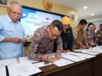 Otorita IKN bersama sejumlah investor menandatangani tiga perjanjian kerja sama baru serta dua adendum perjanjian kerja sama di Kantor Balai Kota Otorita IKN, pada Senin (16/3/2026). Foto: HO/Humas Otorita IKN