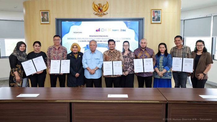 Otorita IKN bersama sejumlah investor menandatangani tiga perjanjian kerja sama baru serta dua adendum perjanjian kerja sama di Kantor Balai Kota Otorita IKN, pada Senin (16/3/2026). Foto: HO/Humas Otorita IKN