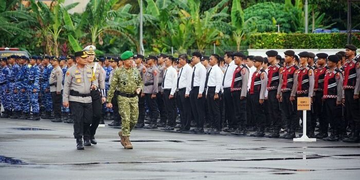 Polda Kaltim resmi menggelar Apel Gelar Pasukan Operasi Ketupat Mahakam 2026 sebagai tanda dimulainya pengamanan arus mudik dan perayaan Hari Raya Idulfitri 1447 Hijriah di Kota Balikpapan, Kamis (12/3/2026). Foto: HO/Humas Polda Kaltim