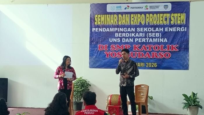 Program Sekolah Energi Berdikari (SEB) ini berlangsung sejak Desember 2025 hingga Februari 2026 ini dilaksanakan di SMP Katolik Yos Soedarso Balikpapan. Foto: HO/PT Pertamina Patra Niaga RU Balikpapan
