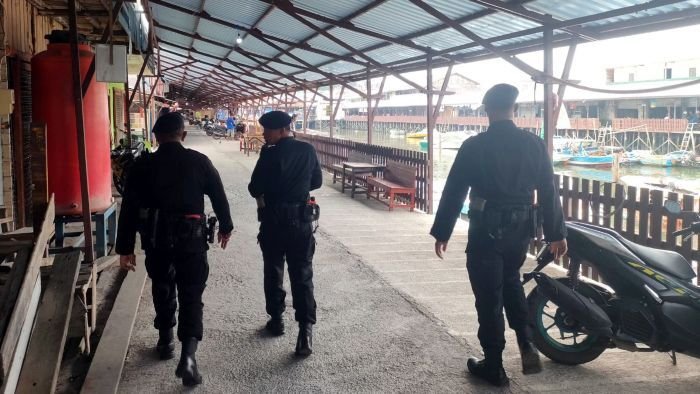 Satuan Brimob Polda Kaltim melalui Detasemen Gegana meningkatkan kegiatan patroli dan pemantauan di sejumlah titik strategis di Kota Balikpapan, dalam rangka Operasi Ketupat Mahakam 2026, pada Senin (16/3/2026). Foto: HO/Humas Polda Kaltim