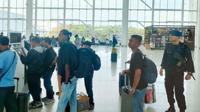 Satuan Brimob Polda Kaltim melalui Detasemen Gegana meningkatkan kegiatan patroli dan pemantauan di sejumlah titik strategis di Kota Balikpapan, dalam rangka Operasi Ketupat Mahakam 2026, pada Senin (16/3/2026). Foto: HO/Humas Polda Kaltim