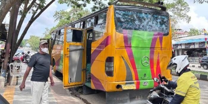 Terminal Bayangan yang berada di Jl APT Pranoto Kota Samarinda. Foto: BorneoFlash/Nur Ainunnisa