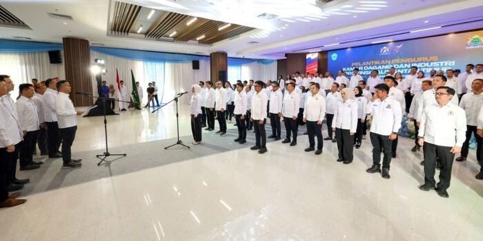 Pelantikan dan pengukuhan KADIN Kalimantan Timur yang digelar di Kantor Bersama 3, KIPP Nusantara, pada Semin (2/3/2026). Foto: HO/Humas Otorita IKN